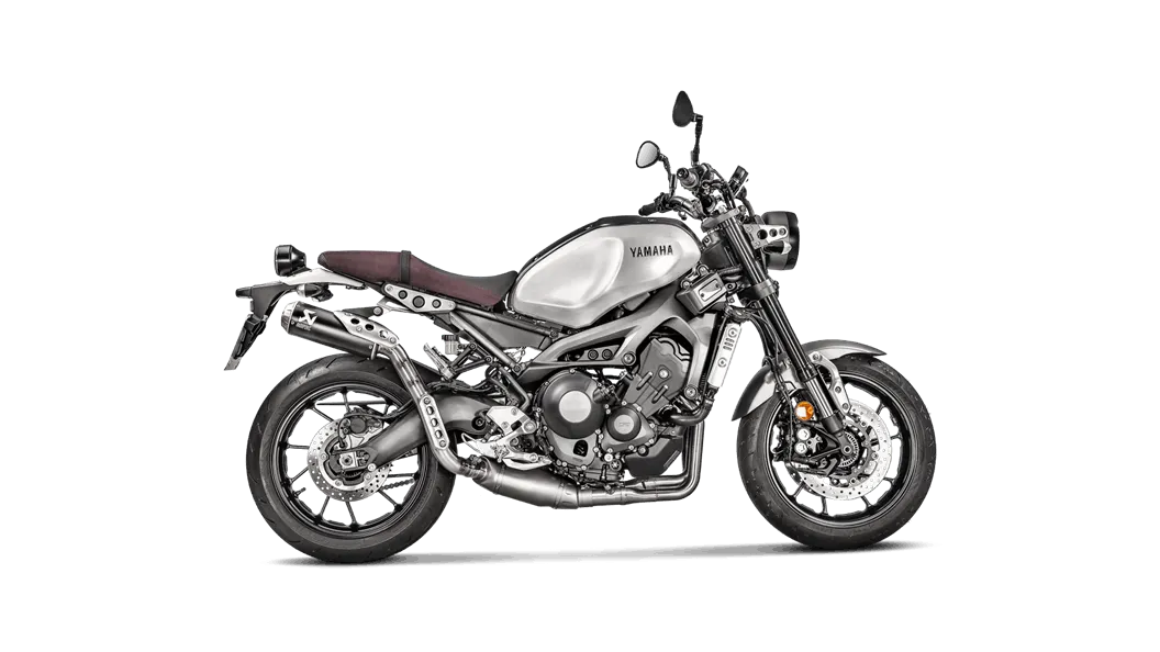Akrapovič - Yamaha XSR 900 2016-2018 Racing Exhaust (Titanium)